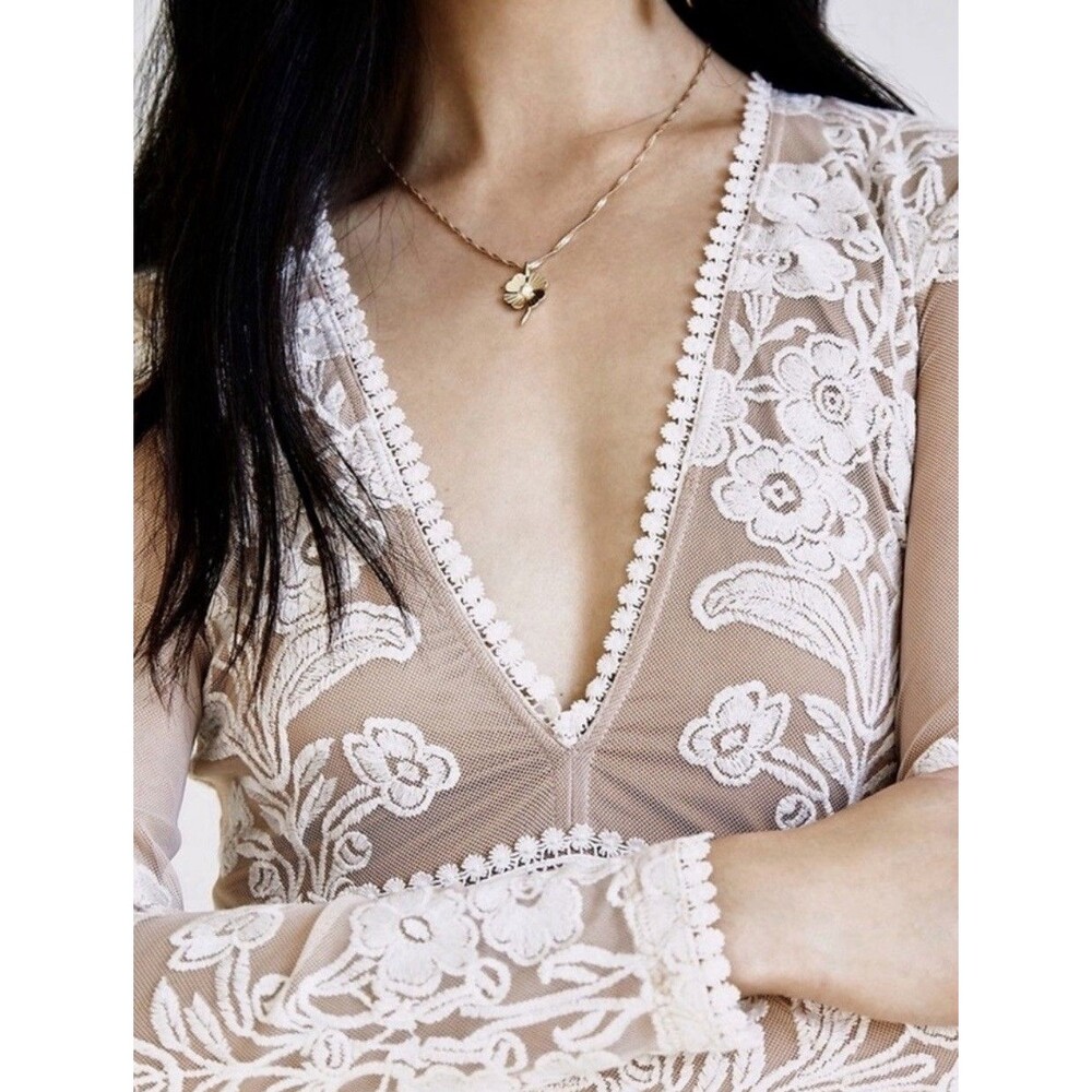 NWT For Love & Lemons Free People Temecula Embroidered Maxi Dress Size Medium - Picture 3 of 16